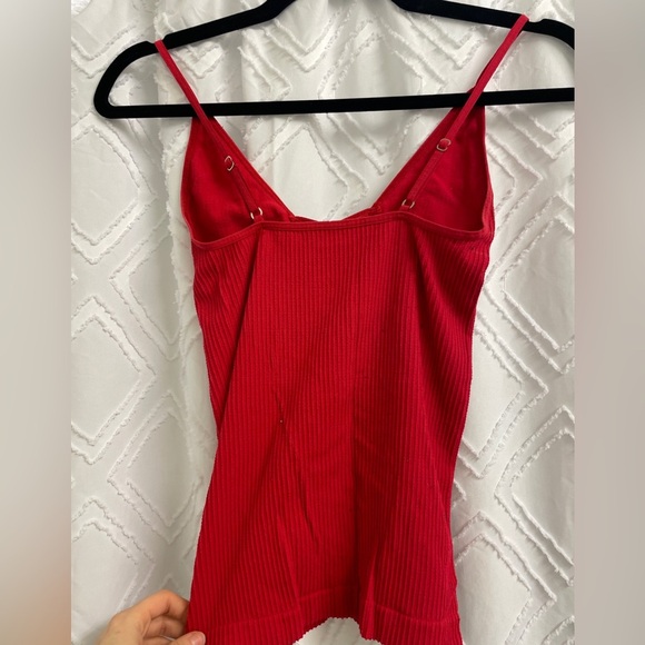 Red Ribbed Going-Out Women's Top - Picture 2 of 2